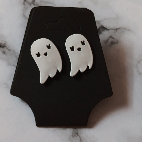 👻HP! Cute Halloween Ghost Acrylic Earrings New! - Picture 1 of 1